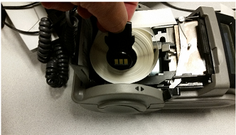 How to place handle into TLS2200